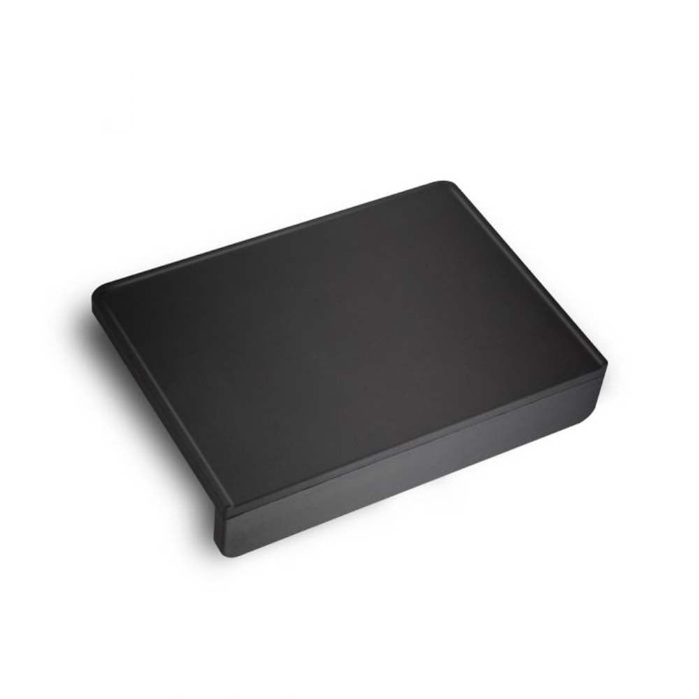 The Barista Basics Tamp Mat features a 90-degree corner edge, protecting your bench from wear and tear.